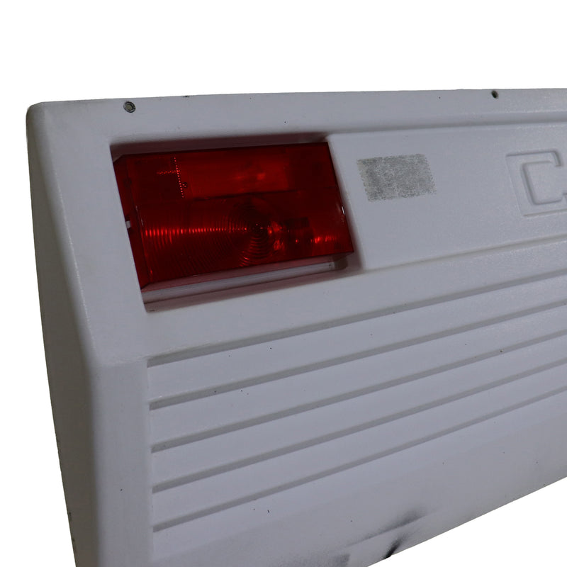 close up of the right hand corner with the taillight