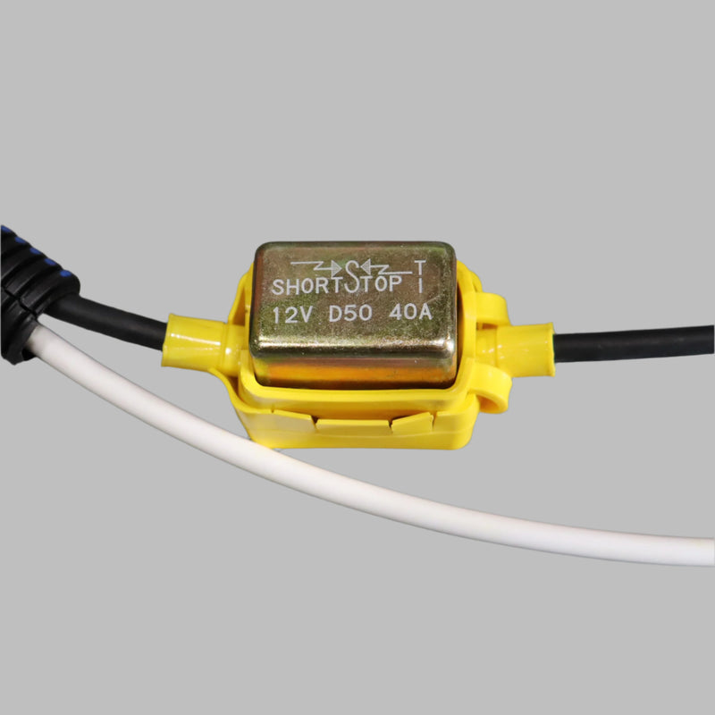 Battery Harness With A 40 Amp Breaker