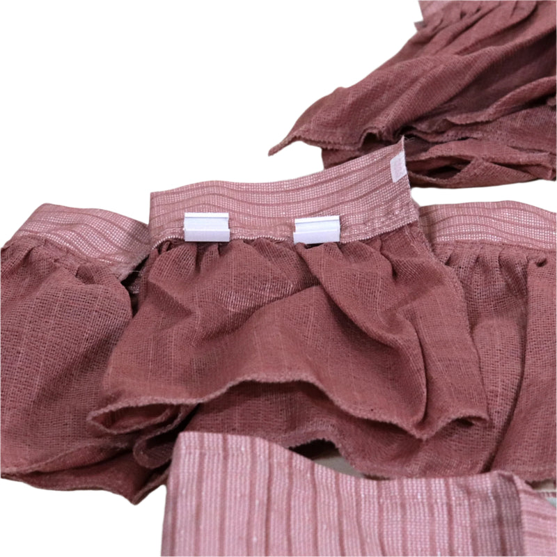 Curtain Set 8 / 10 Foot Box Red