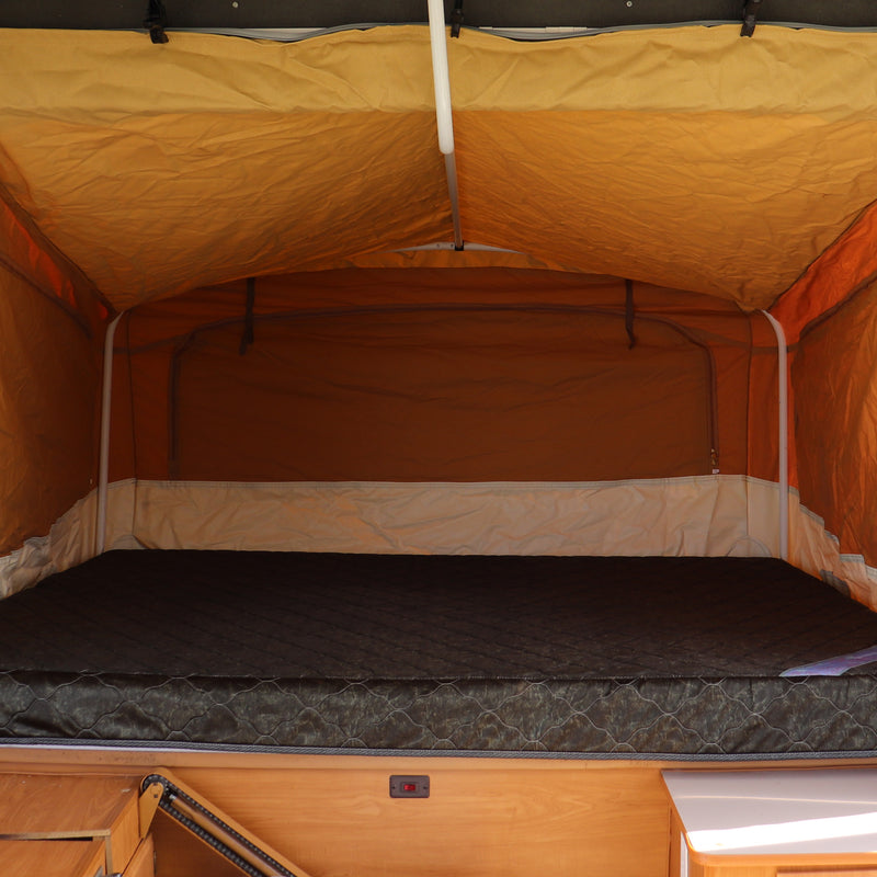 Chesapeake King Bed Boot 82"