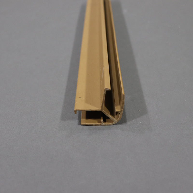 side profile view of the corner trim