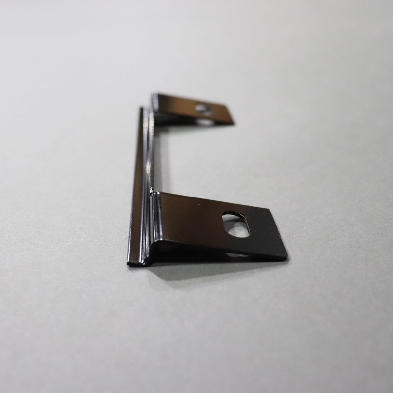profile view of a squared lift trim